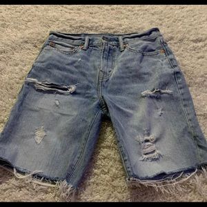 Men’s shorts .. size 28